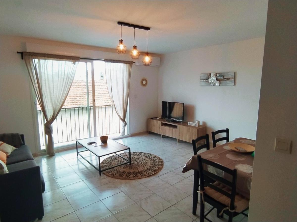 Appartement Centre Ville A Deux Pas De La Plage Le Grau-du-Roi Εξωτερικό φωτογραφία